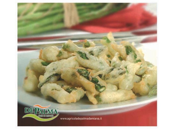 Asparagina con erba cipollina pastellata