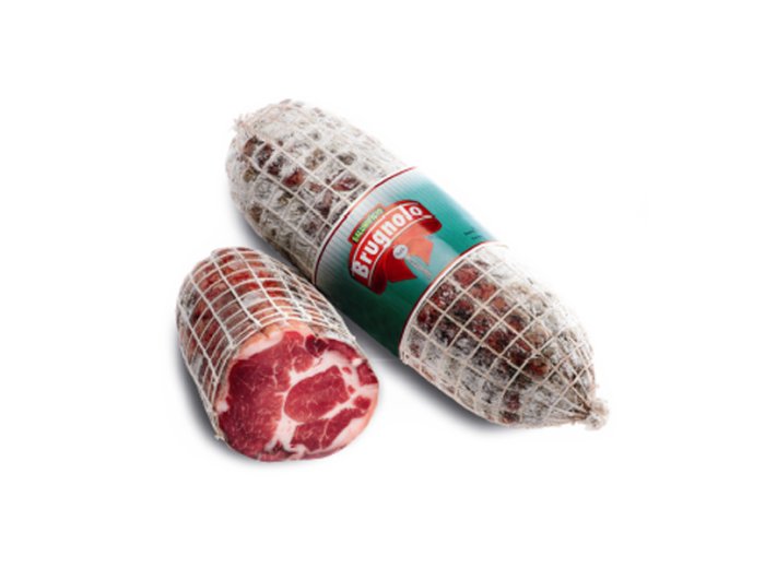Coppa stagionata pelata a metà