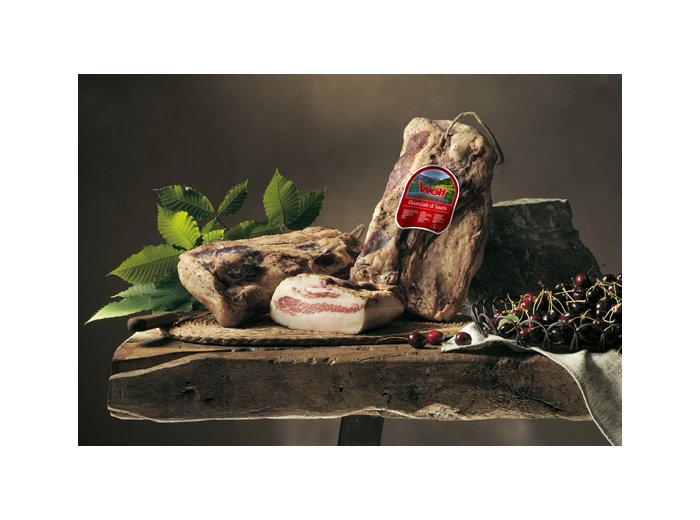 Guanciale wolf