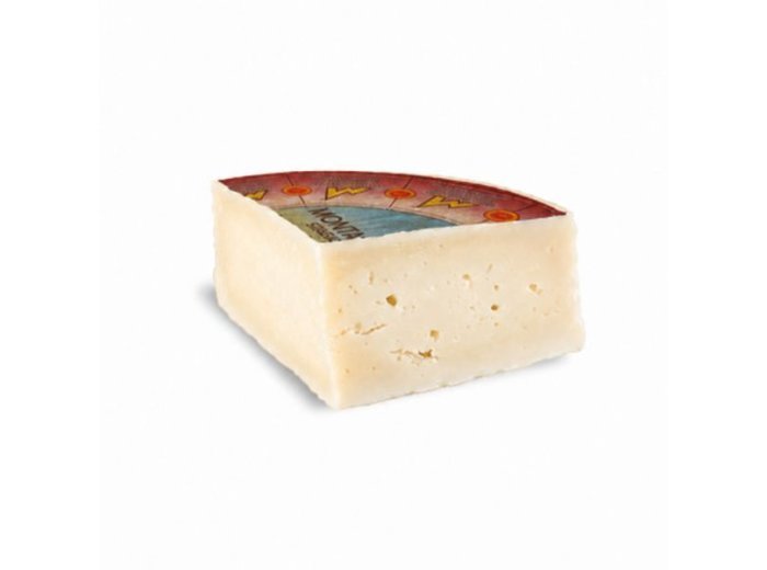 Montasio DOP stravecchio a quarti