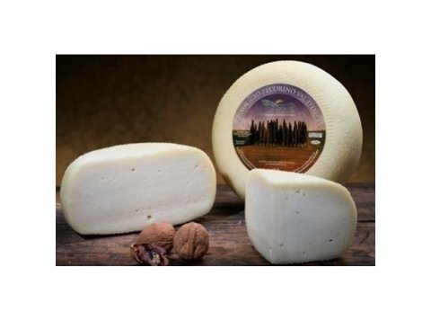 Pecorino cacio di pienza