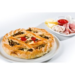 Torta salata prosciutto e funghi cotta