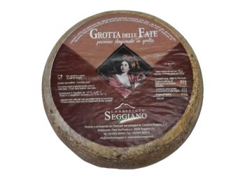 Pecorino stagionato in grotta