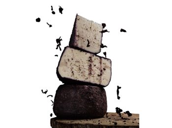 Formaggio affinato ai frutti rossi